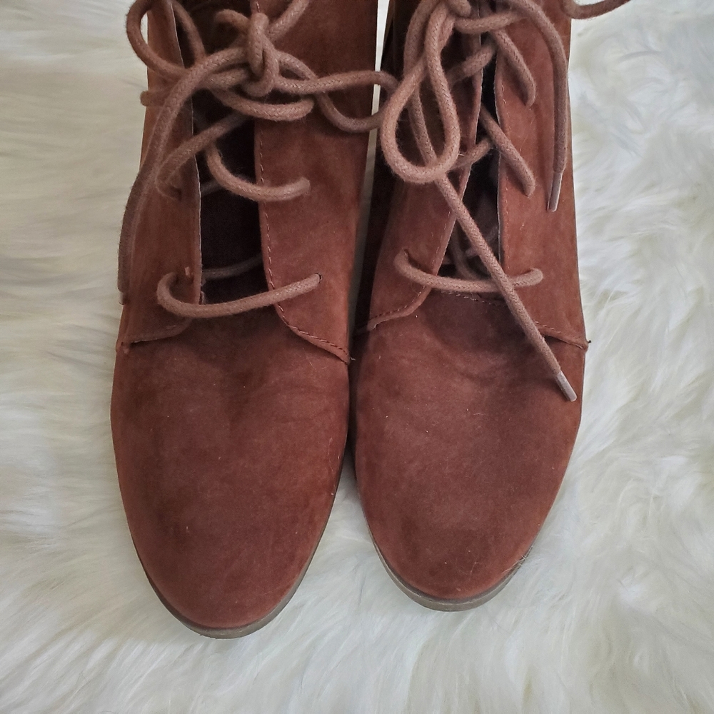 Madden Girl Doman Suede Wedge Booties - Picture 4 of 11